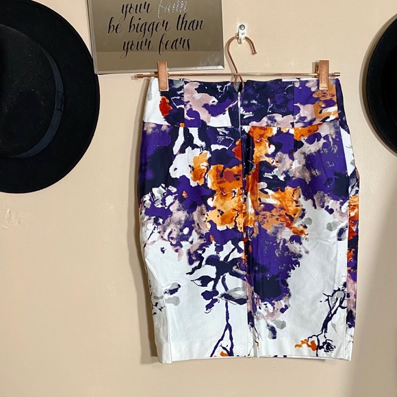 Premise Skirt - Picture 7 of 8